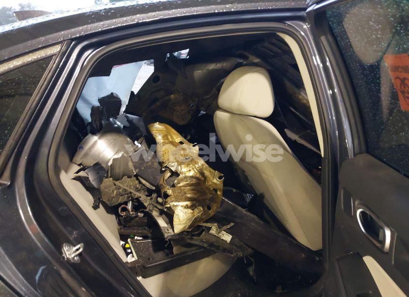 Photo 8 of 2022 Honda Civic LX (VIN 2HGFE2F24NH511165)