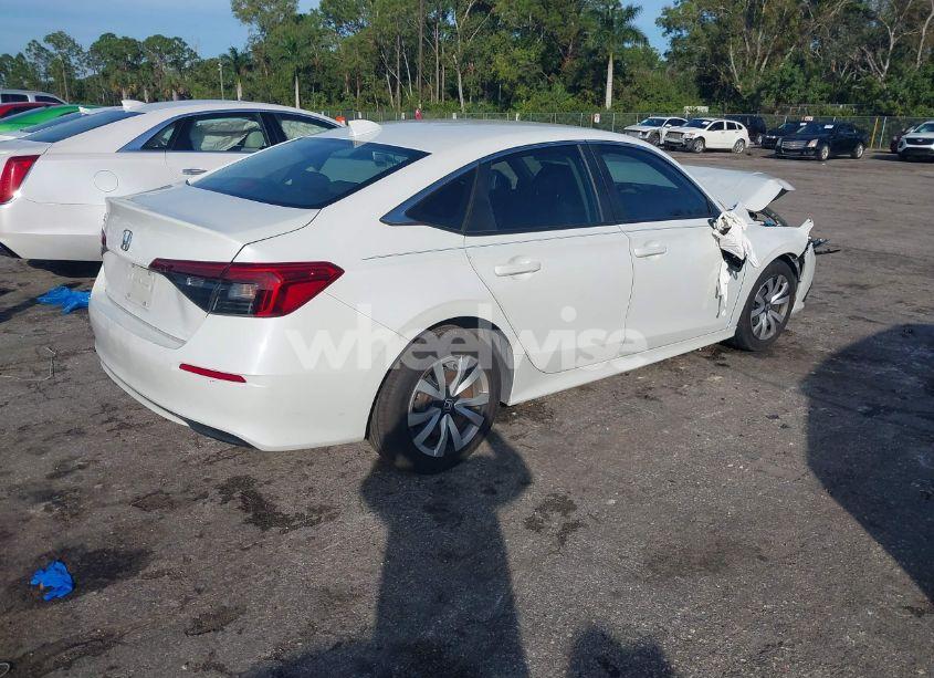 Photo 4 of 2022 Honda Civic LX (VIN 2HGFE2F24NH532467)