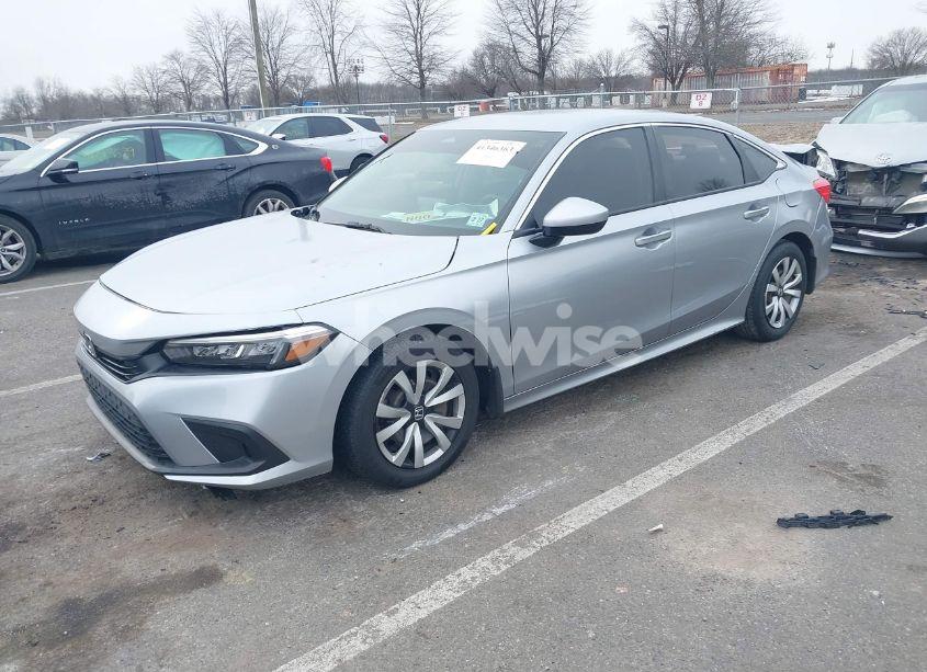 Photo 2 of 2022 Honda Civic LX (VIN 2HGFE2F24NH545400)