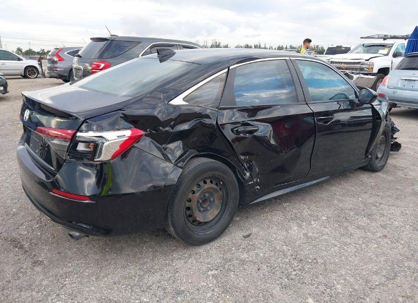 Photo 4 of 2022 Honda Civic LX (VIN 2HGFE2F24NH553819)