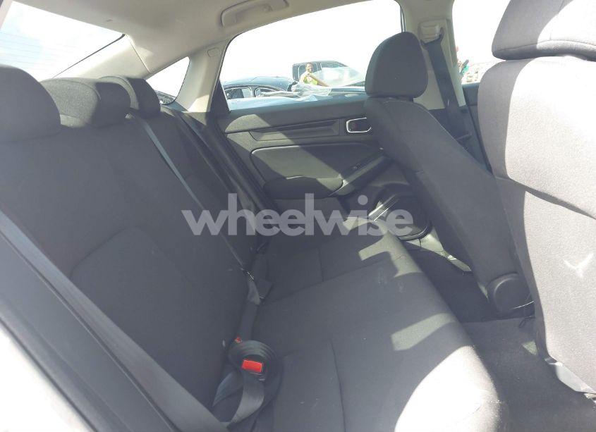 Photo 8 of 2022 Honda Civic LX (VIN 2HGFE2F24NH590420)