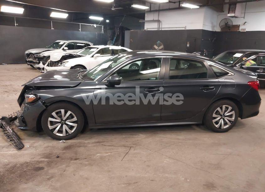 Photo 13 of 2023 Honda Civic LX (VIN 2HGFE2F24PH541575)