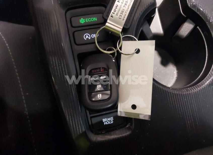 Photo 11 of 2024 Honda Civic LX (VIN 2HGFE2F24RH570352)