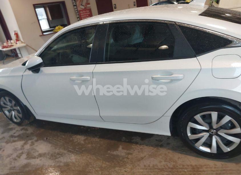 Photo 14 of 2024 Honda Civic LX (VIN 2HGFE2F24RH570352)