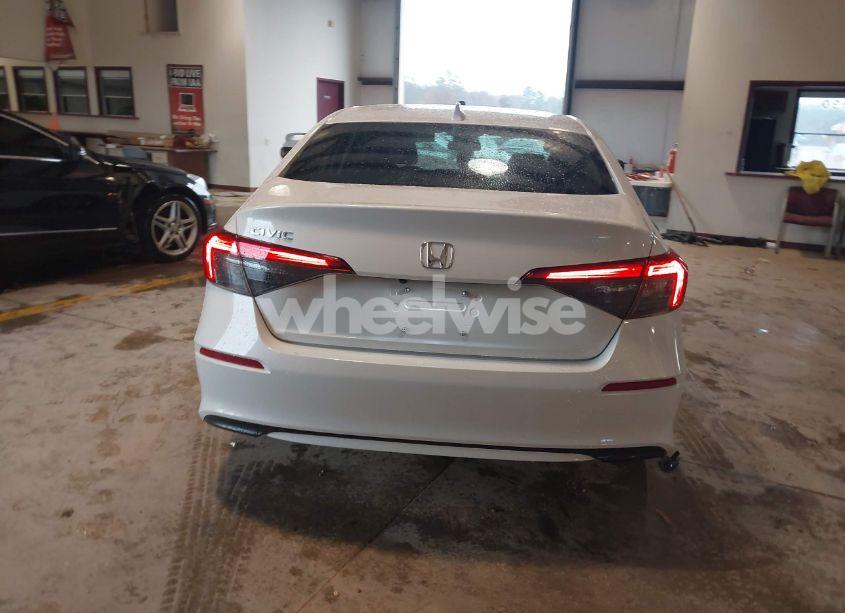 Photo 16 of 2024 Honda Civic LX (VIN 2HGFE2F24RH570352)