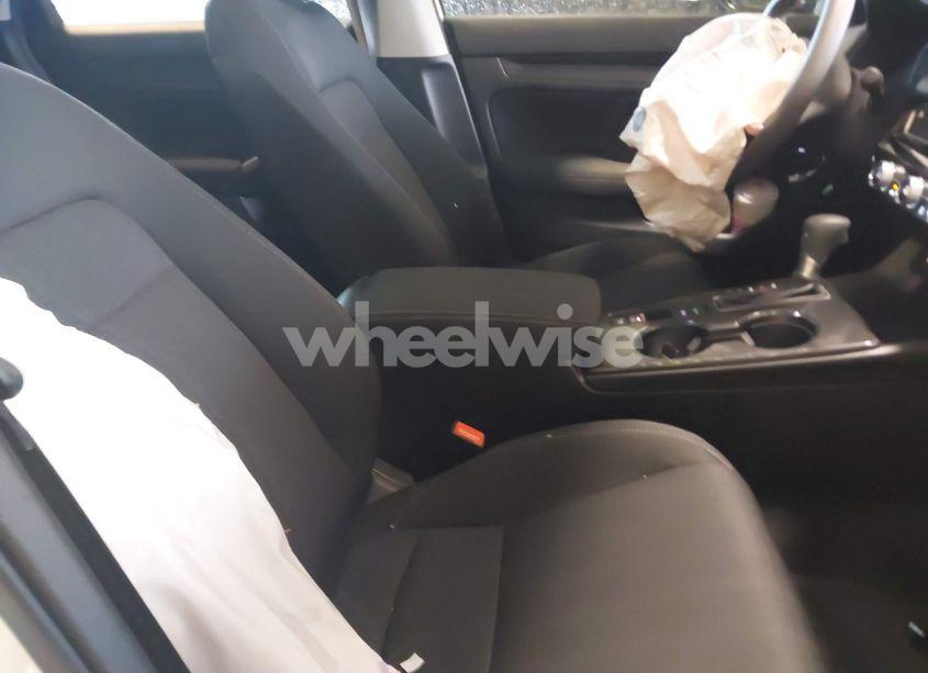 Photo 5 of 2024 Honda Civic LX (VIN 2HGFE2F24RH570352)