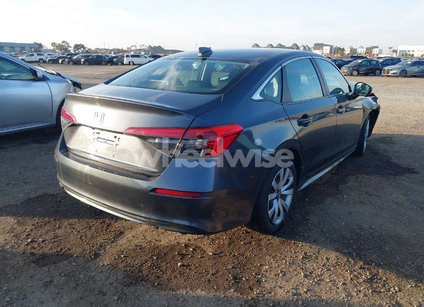 Photo 4 of 2022 Honda Civic LX (VIN 2HGFE2F25NH517850)