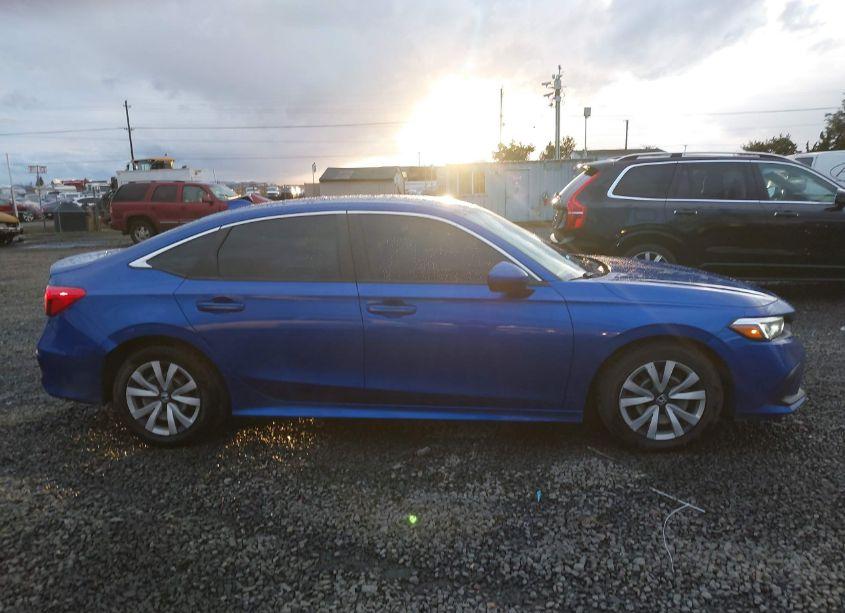 Photo 13 of 2022 Honda Civic LX (VIN 2HGFE2F25NH528430)