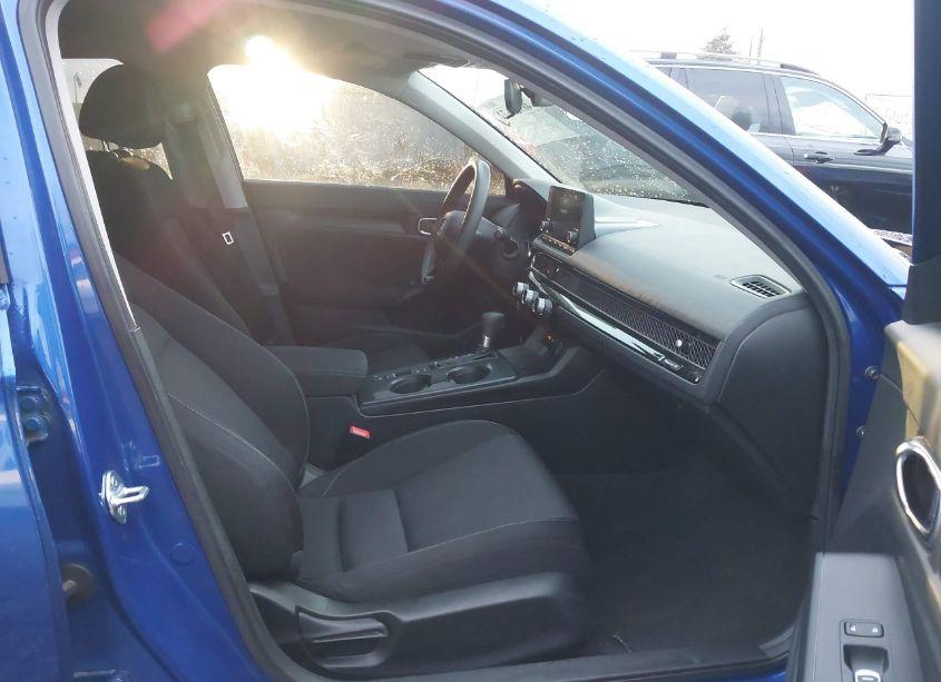 Photo 5 of 2022 Honda Civic LX (VIN 2HGFE2F25NH528430)