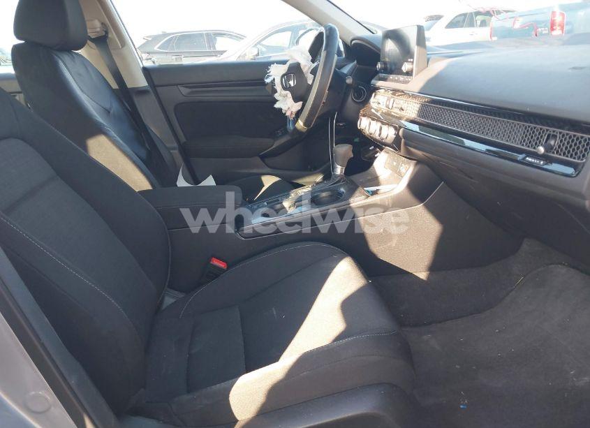 Photo 5 of 2022 Honda Civic LX (VIN 2HGFE2F25NH574209)
