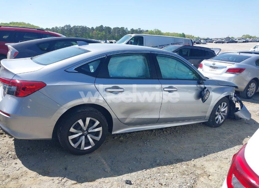 Photo 13 of 2024 Honda Civic LX (VIN 2HGFE2F25RH568111)