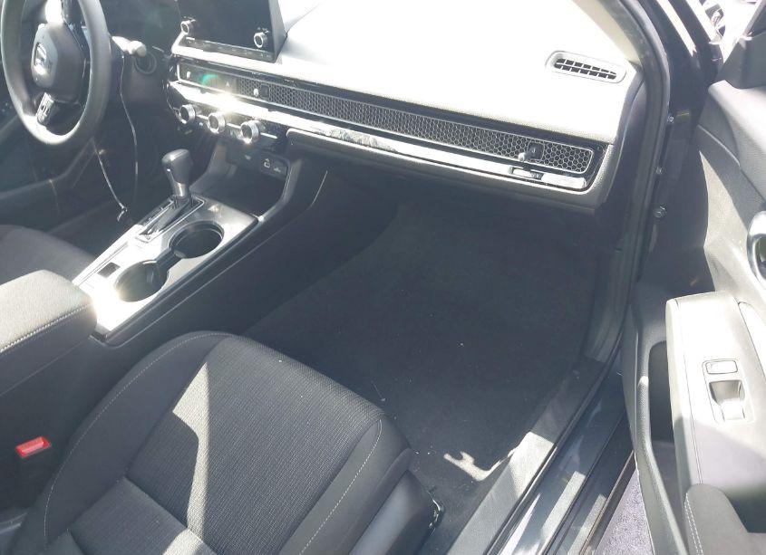 Photo 5 of 2024 Honda Civic LX (VIN 2HGFE2F25RH568707)