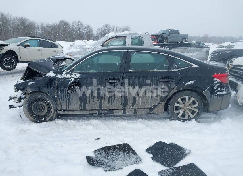 Photo 15 of 2024 Honda Civic LX (VIN 2HGFE2F25RH584437)