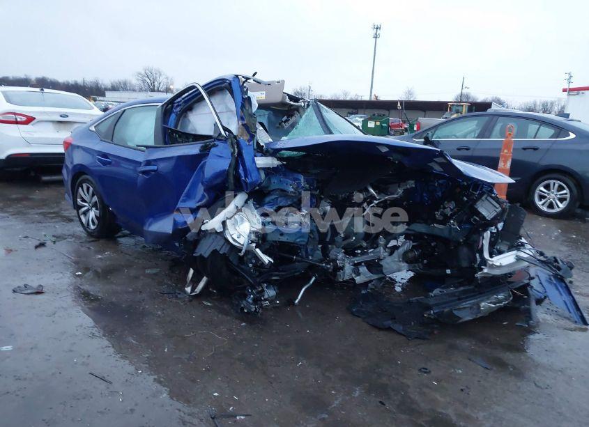 2024 Honda Civic LX (VIN 2HGFE2F25RH584972) main photo