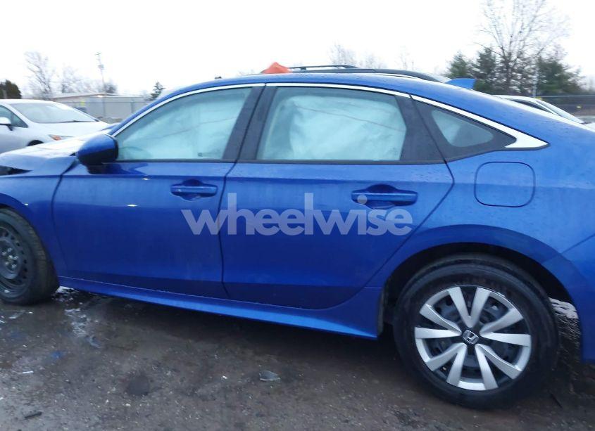 Photo 13 of 2024 Honda Civic LX (VIN 2HGFE2F25RH584972)