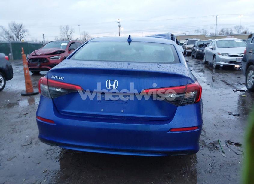 Photo 15 of 2024 Honda Civic LX (VIN 2HGFE2F25RH584972)