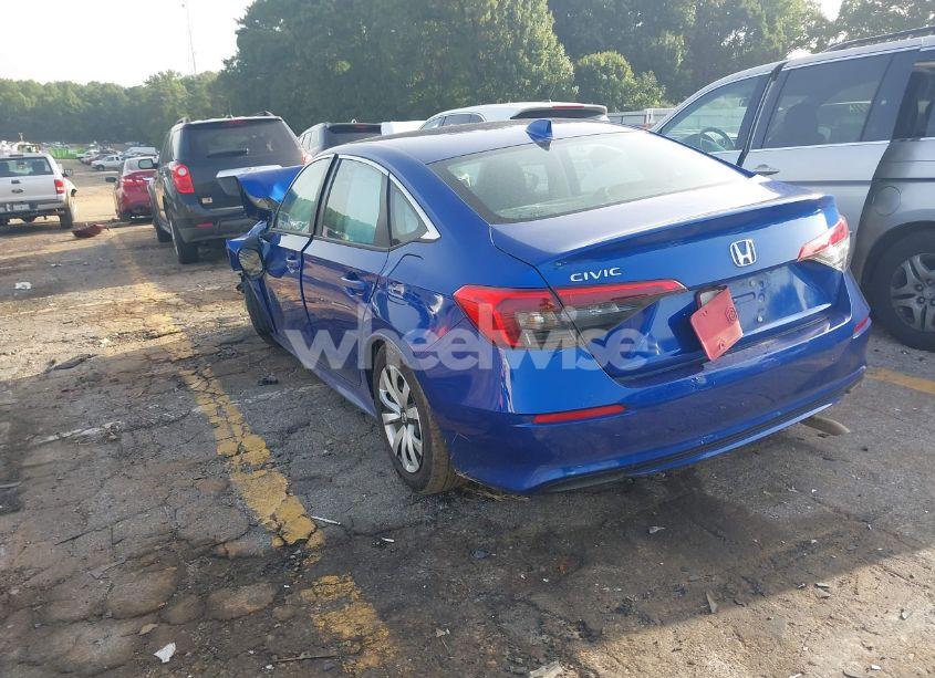 Photo 3 of 2022 Honda Civic LX (VIN 2HGFE2F26NH506369)