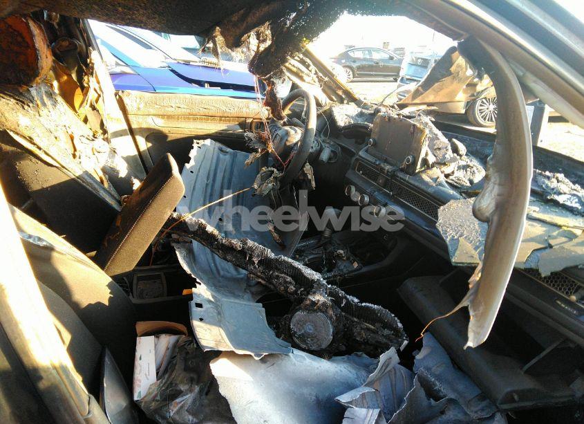 Photo 5 of 2022 Honda Civic LX (VIN 2HGFE2F26NH506887)