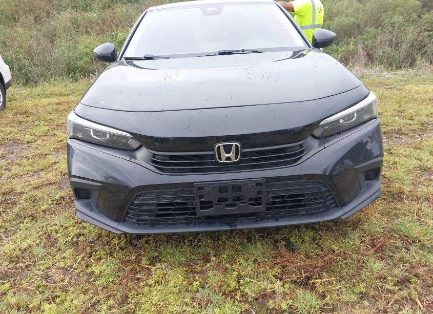 Photo 6 of 2022 Honda Civic LX (VIN 2HGFE2F26NH508994)