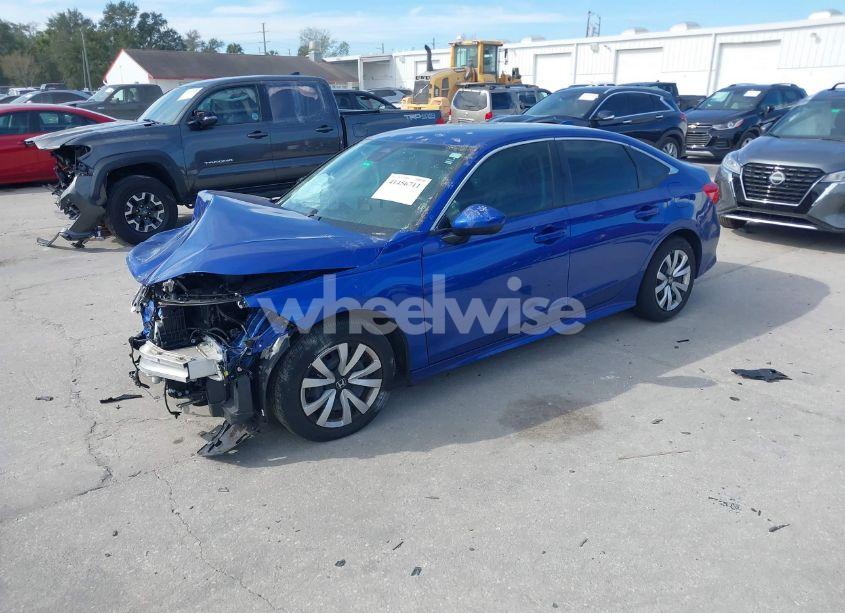 Photo 2 of 2022 Honda Civic LX (VIN 2HGFE2F26NH514469)