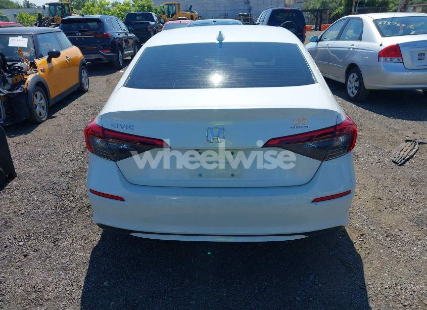 Photo 16 of 2022 Honda Civic LX (VIN 2HGFE2F26NH527285)