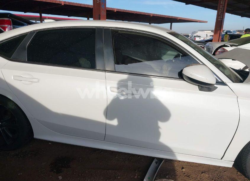 Photo 13 of 2022 Honda Civic LX (VIN 2HGFE2F26NH546709)