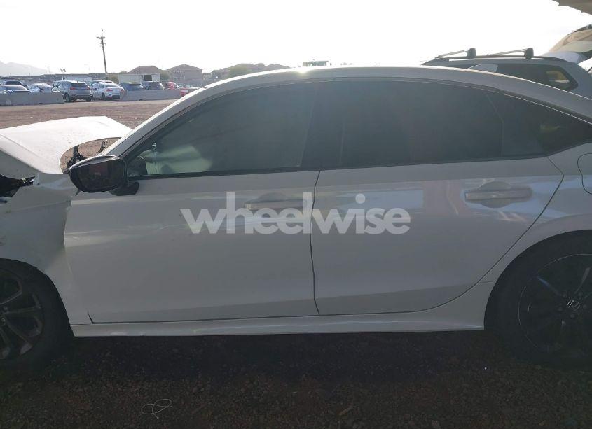 Photo 14 of 2022 Honda Civic LX (VIN 2HGFE2F26NH546709)