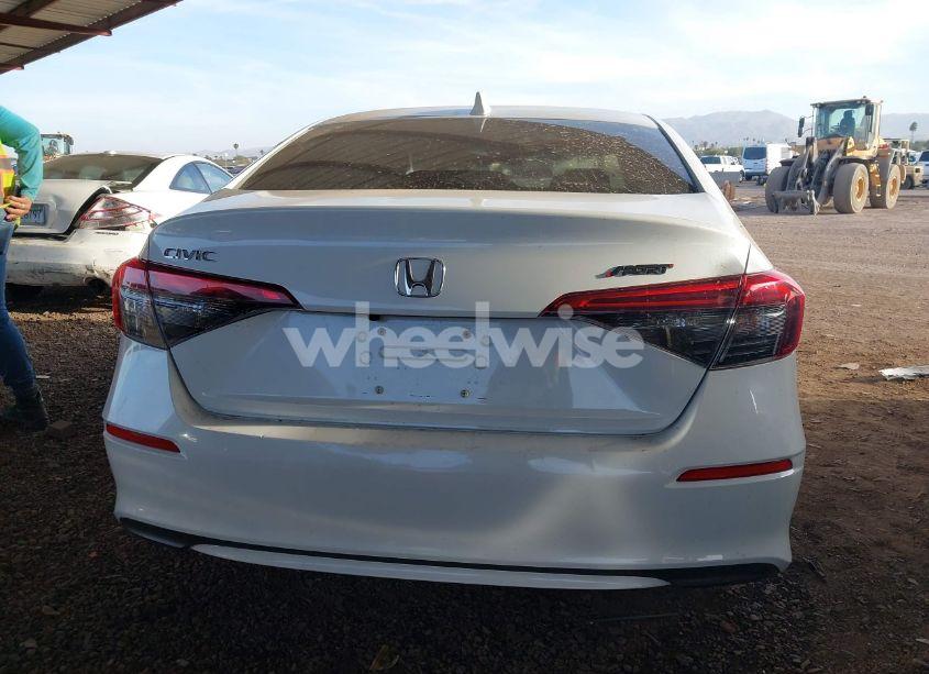 Photo 16 of 2022 Honda Civic LX (VIN 2HGFE2F26NH546709)