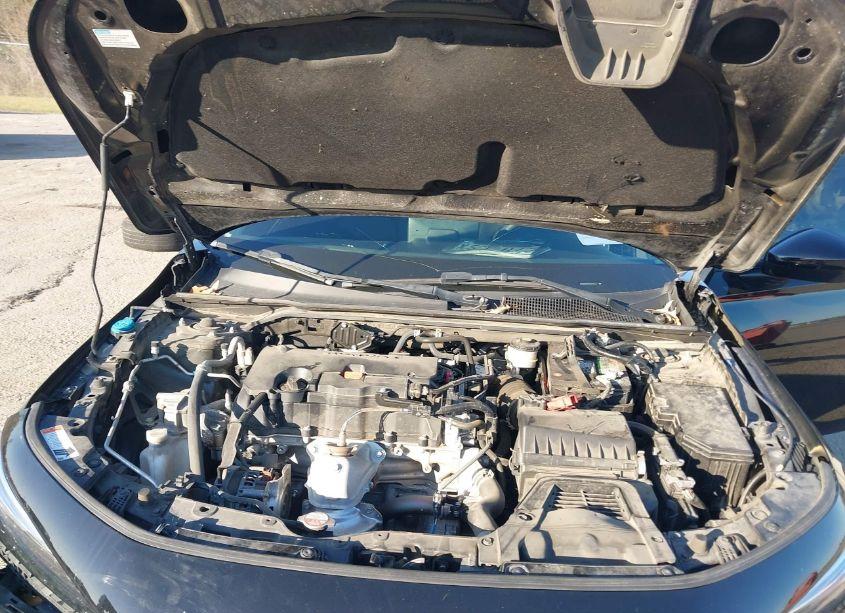 Photo 10 of 2022 Honda Civic LX (VIN 2HGFE2F27NH528235)