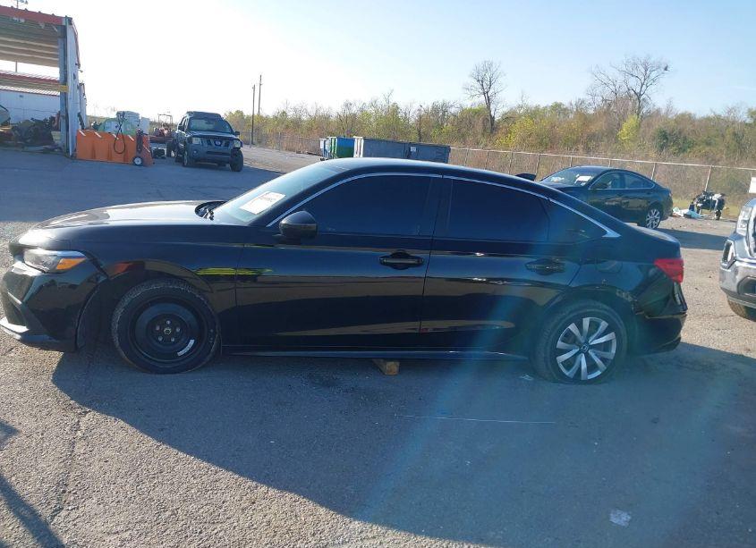 Photo 14 of 2022 Honda Civic LX (VIN 2HGFE2F27NH528235)