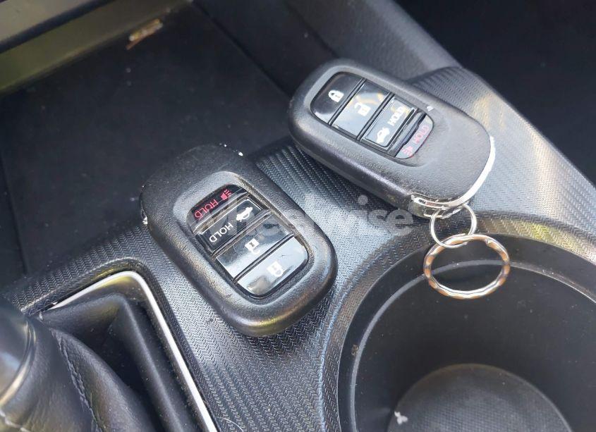 Photo 11 of 2022 Honda Civic LX (VIN 2HGFE2F27NH553684)