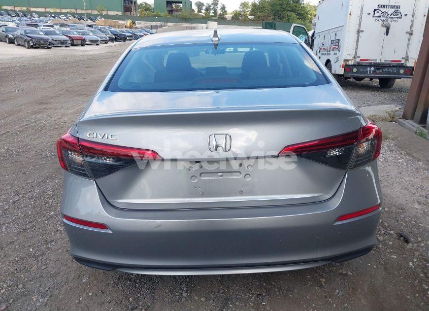 Photo 16 of 2022 Honda Civic LX (VIN 2HGFE2F27NH553684)