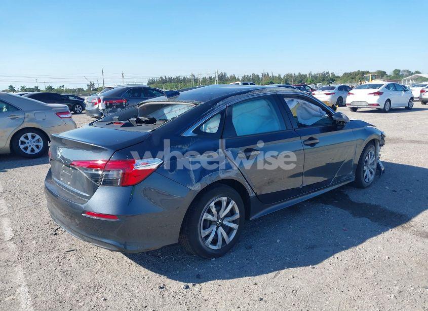 Photo 4 of 2024 Honda Civic LX (VIN 2HGFE2F27RH552539)