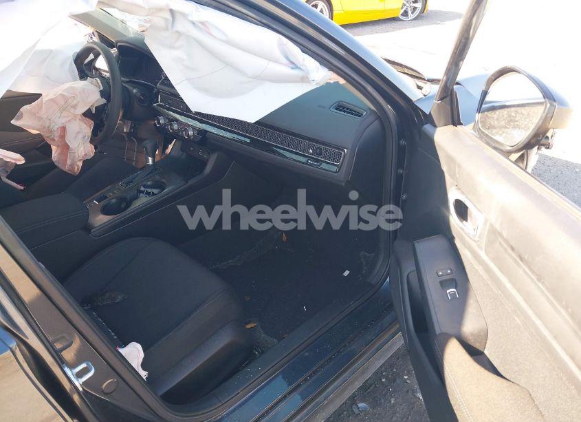 Photo 5 of 2024 Honda Civic LX (VIN 2HGFE2F27RH552539)