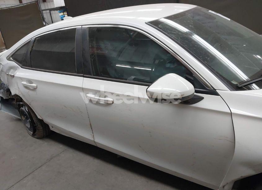 Photo 13 of 2025 Honda Civic LX (VIN 2HGFE2F27SH500091)