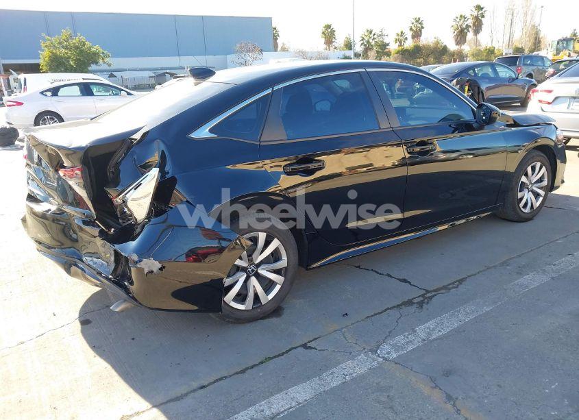 Photo 4 of 2022 Honda Civic LX (VIN 2HGFE2F28NH505689)