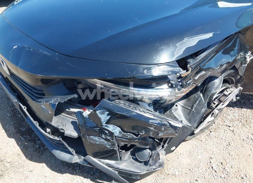 Photo 6 of 2022 Honda Civic LX (VIN 2HGFE2F28NH514361)