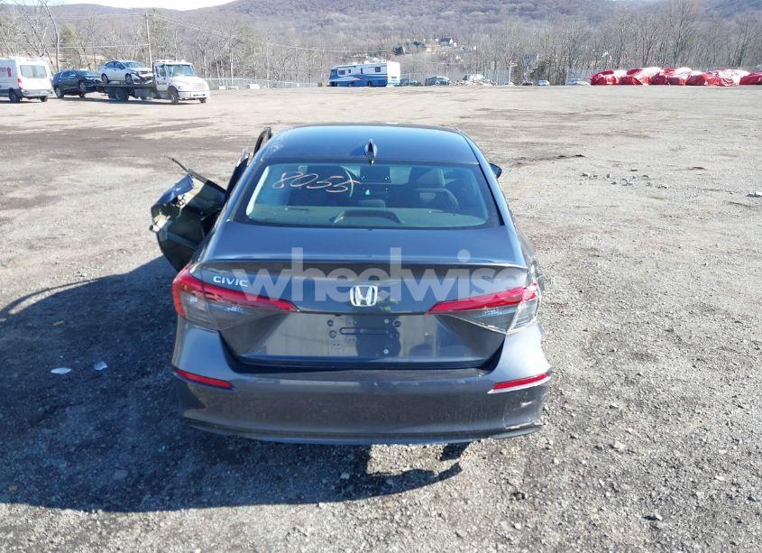 Photo 16 of 2022 Honda Civic LX (VIN 2HGFE2F28NH516644)