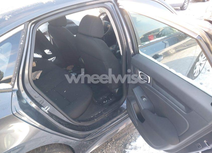 Photo 8 of 2022 Honda Civic LX (VIN 2HGFE2F28NH516644)