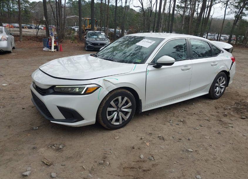 Photo 2 of 2022 Honda Civic LX (VIN 2HGFE2F28NH528342)