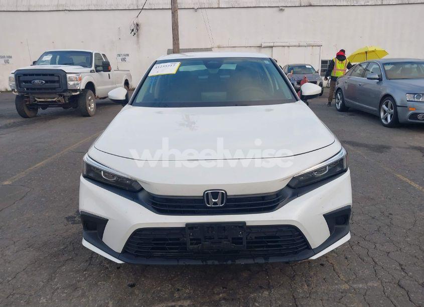 Photo 12 of 2022 Honda Civic LX (VIN 2HGFE2F29NH528365)