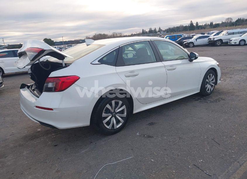 Photo 4 of 2022 Honda Civic LX (VIN 2HGFE2F29NH528365)
