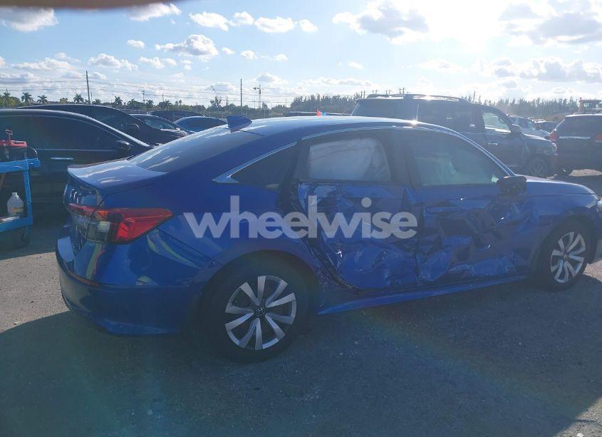 Photo 6 of 2022 Honda Civic LX (VIN 2HGFE2F29NH529211)