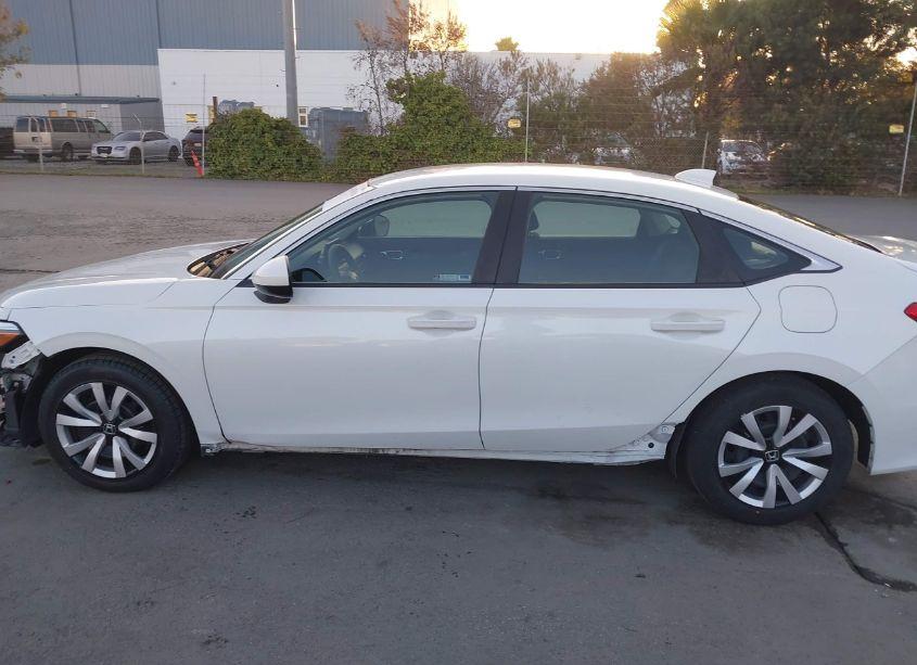 Photo 14 of 2022 Honda Civic LX (VIN 2HGFE2F29NH559549)