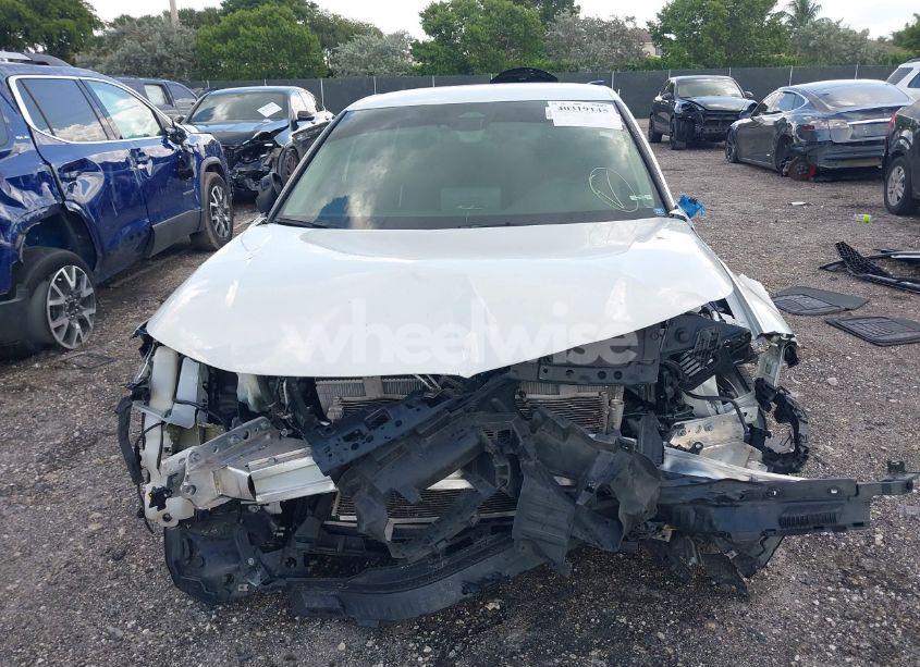 Photo 13 of 2022 Honda Civic LX (VIN 2HGFE2F29NH570762)