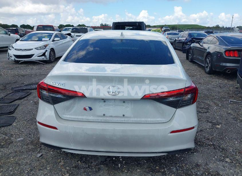 Photo 17 of 2022 Honda Civic LX (VIN 2HGFE2F29NH570762)