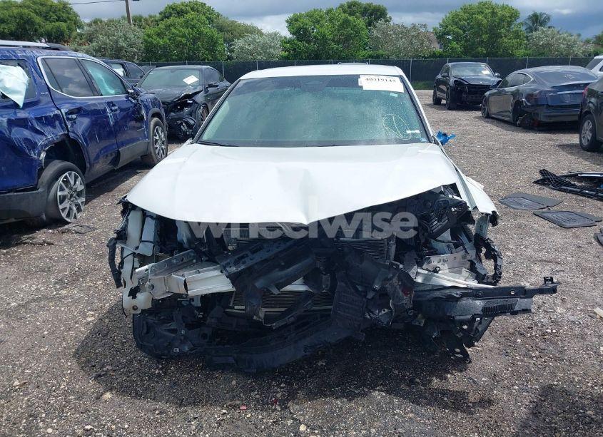 Photo 6 of 2022 Honda Civic LX (VIN 2HGFE2F29NH570762)