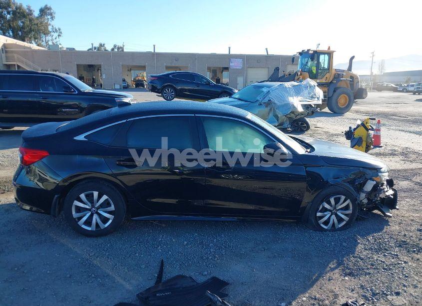 Photo 14 of 2022 Honda Civic LX (VIN 2HGFE2F29NH580563)