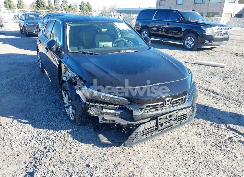 Photo 6 of 2022 Honda Civic LX (VIN 2HGFE2F29NH580563)