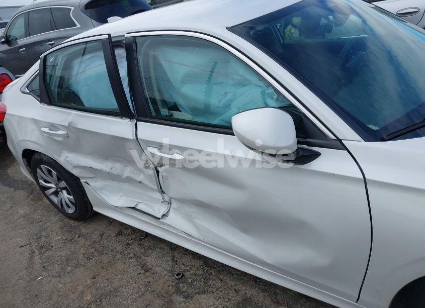 Photo 6 of 2024 Honda Civic LX (VIN 2HGFE2F29RH509370)